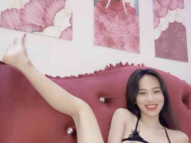 Aimee120 webcam