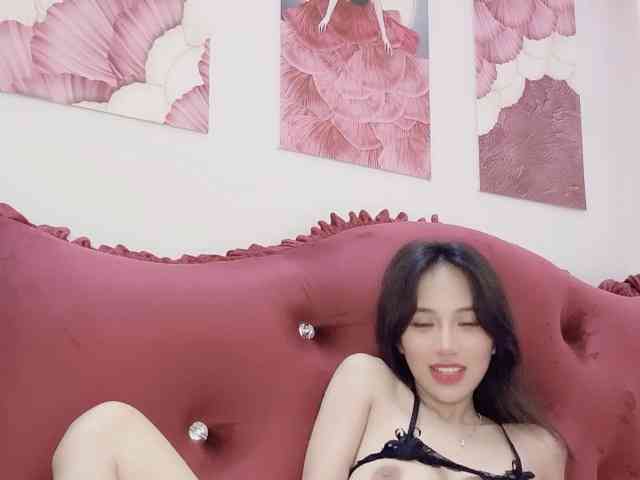 Aimee120 webcam