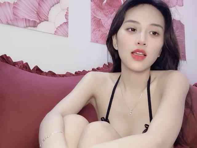 Aimee120 webcam