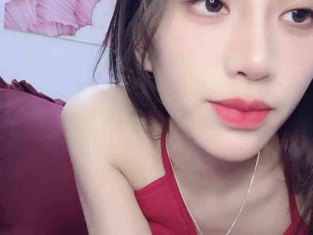 Aimee120 webcam