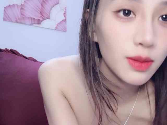 Aimee120 webcam