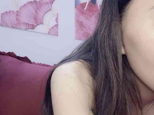 Aimee120 webcam