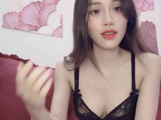 Aimee120 webcam