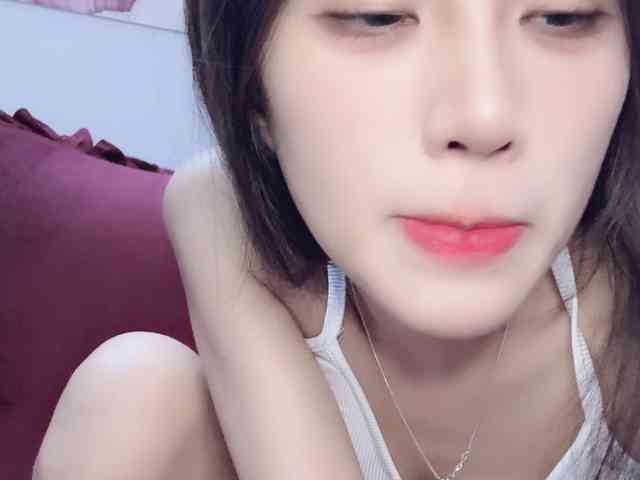 Aimee120 webcam