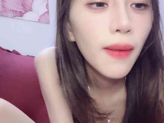 Aimee120 webcam