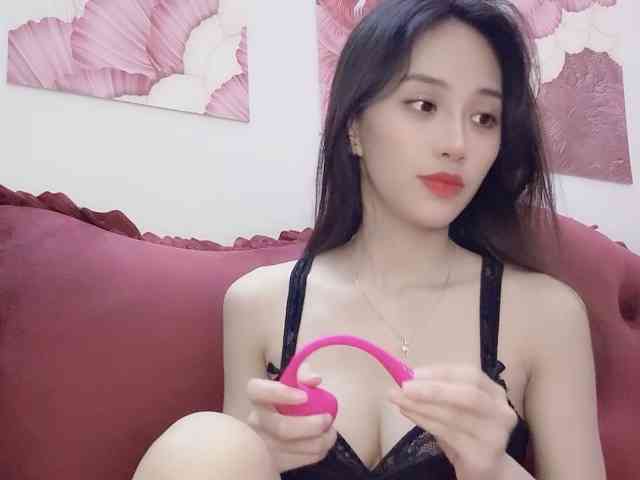 Aimee120 webcam