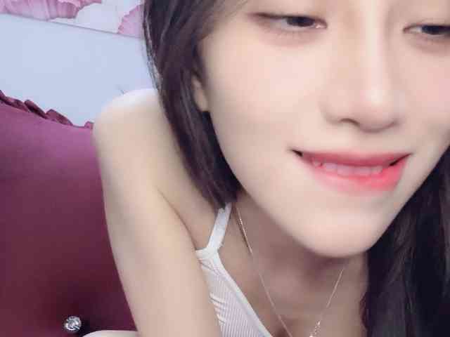 Aimee120 webcam