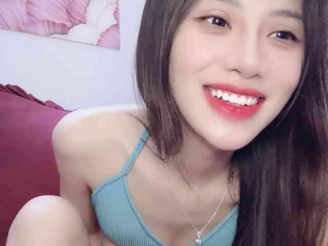Aimee120 webcam