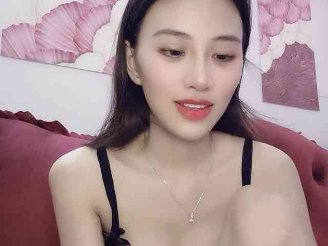 Aimee120 webcam