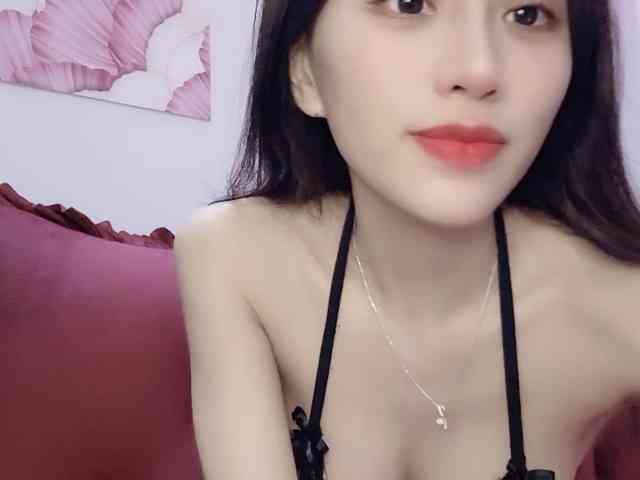 Aimee120 webcam