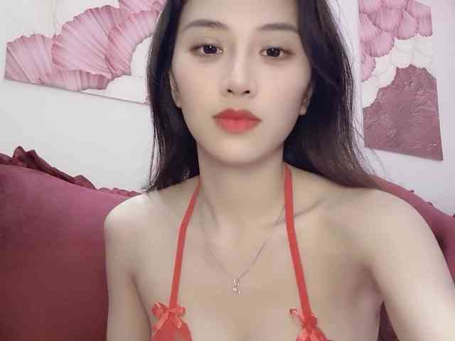 Aimee120 webcam
