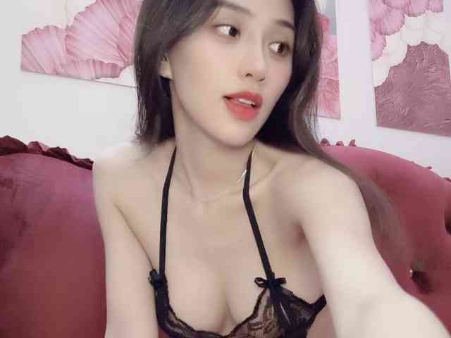 Aimee120 webcam