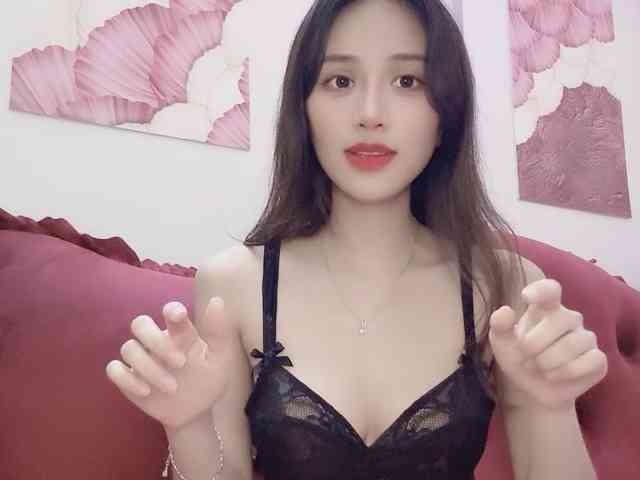 Aimee120 webcam