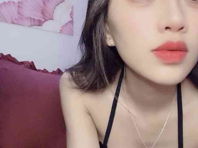 Aimee120 webcam