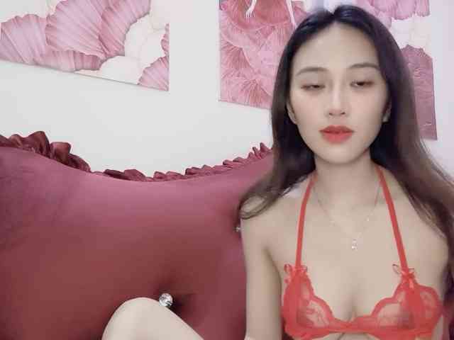 Aimee120 webcam