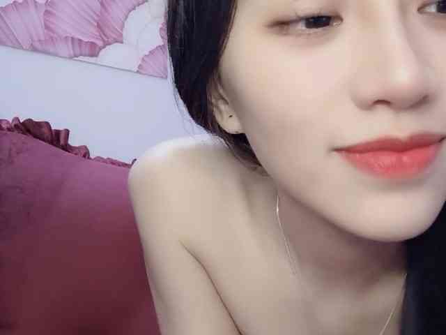 Aimee120 webcam