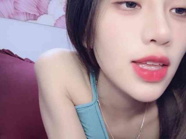 Aimee120 webcam