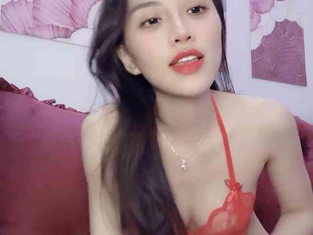 Aimee120 webcam