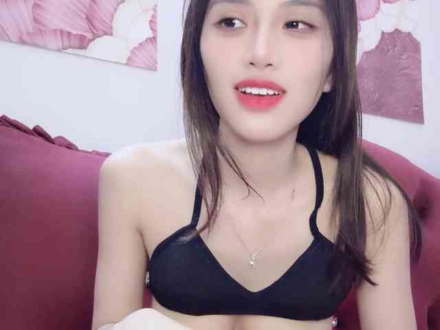 Aimee120 webcam