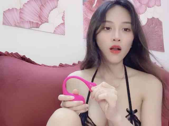 Aimee120 webcam