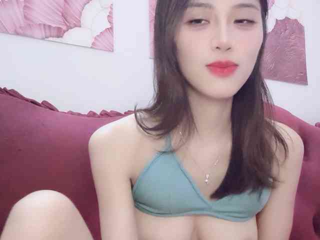 Aimee120 webcam