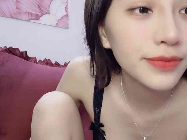 Aimee120 webcam