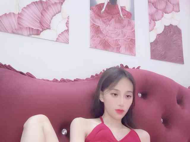 Aimee120 webcam