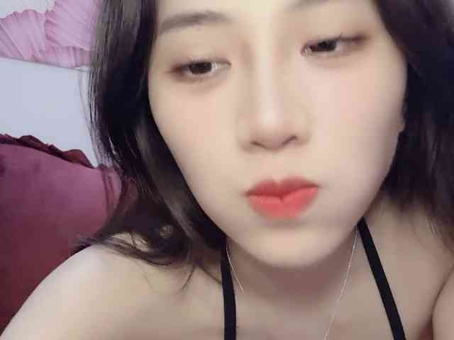 Aimee120 webcam