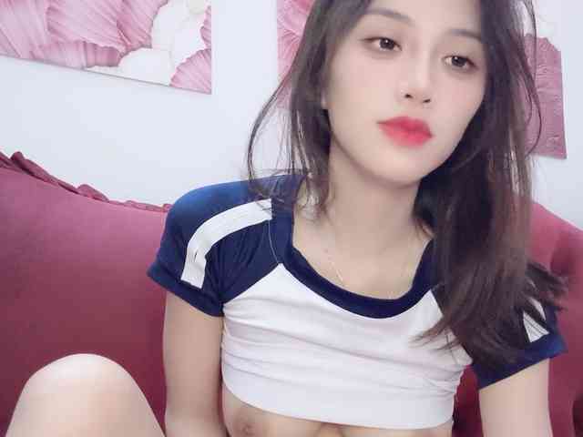 Aimee120 webcam