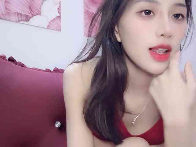 Aimee120 webcam