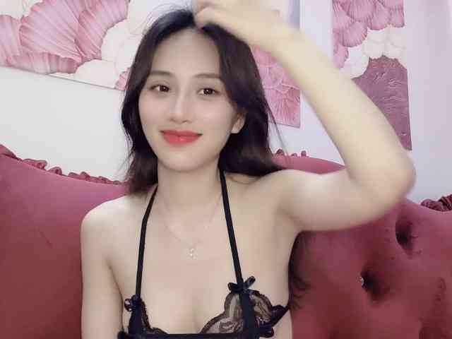 Aimee120 webcam