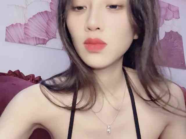 Aimee120 webcam