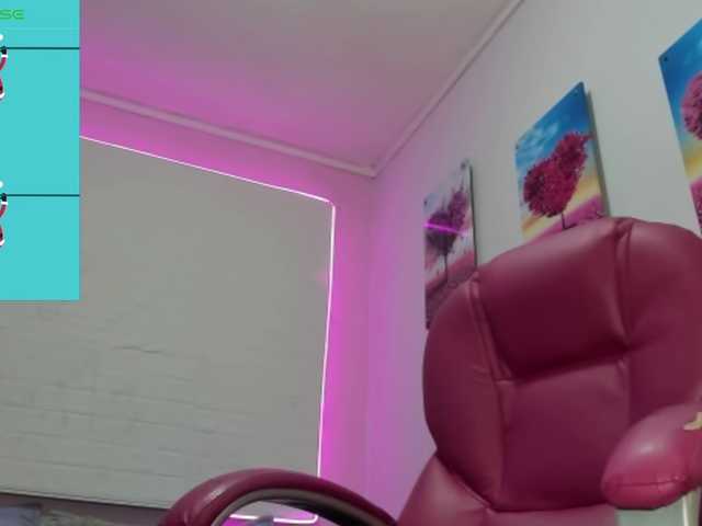 paulina-evans Live Cam on BongaCams and RICams