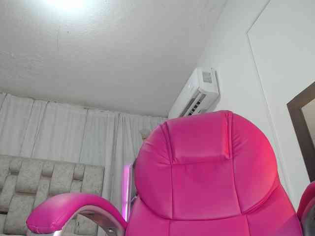 paulina-evans webcam