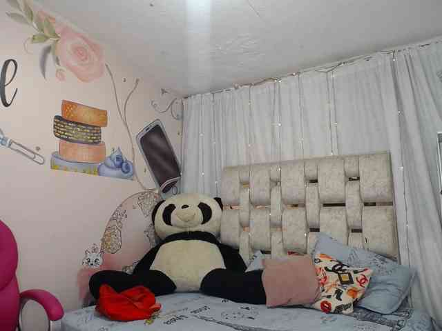 paulina-evans webcam