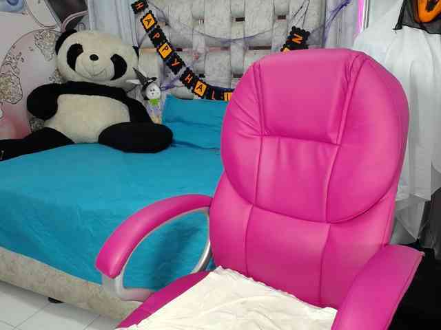 paulina-evans webcam