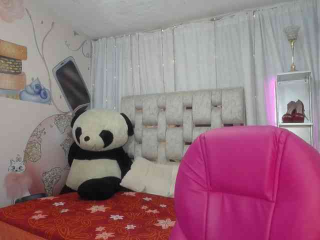 paulina-evans webcam