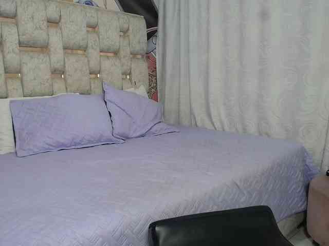 paulina-evans webcam