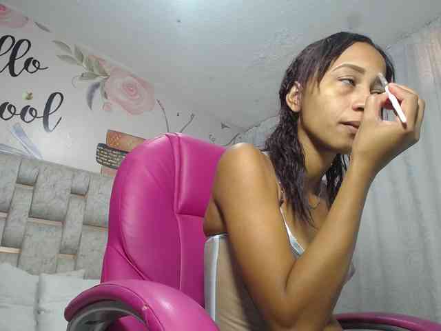 paulina-evans webcam