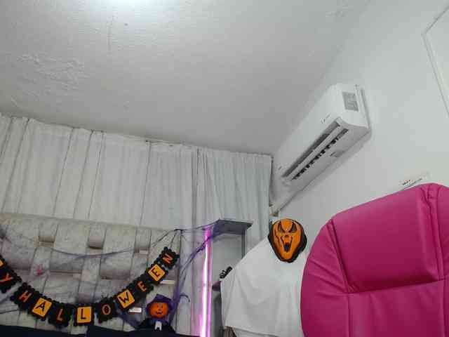 paulina-evans webcam