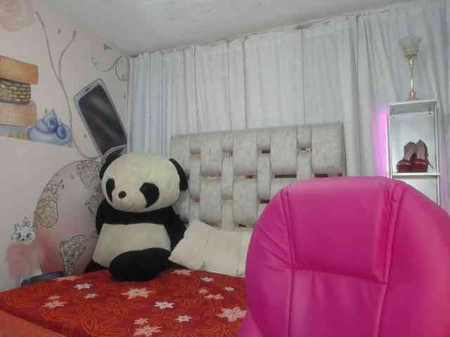 paulina-evans webcam