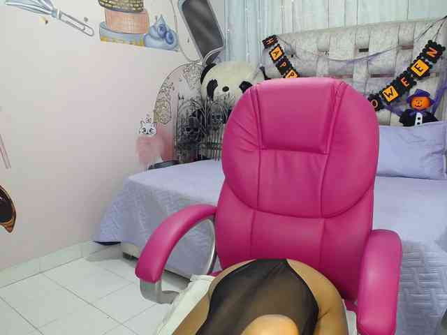 paulina-evans webcam