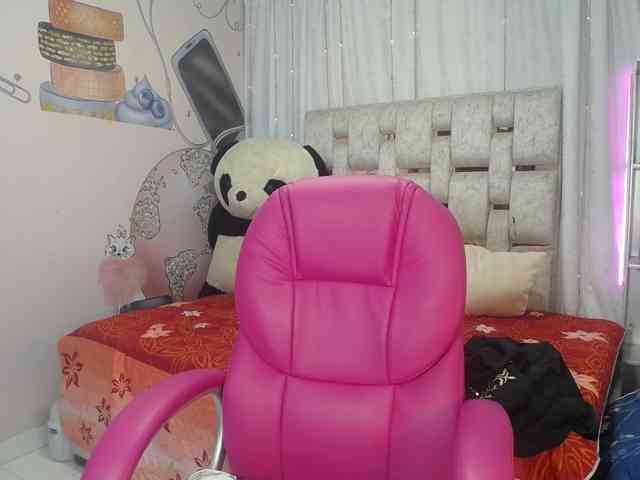 paulina-evans webcam