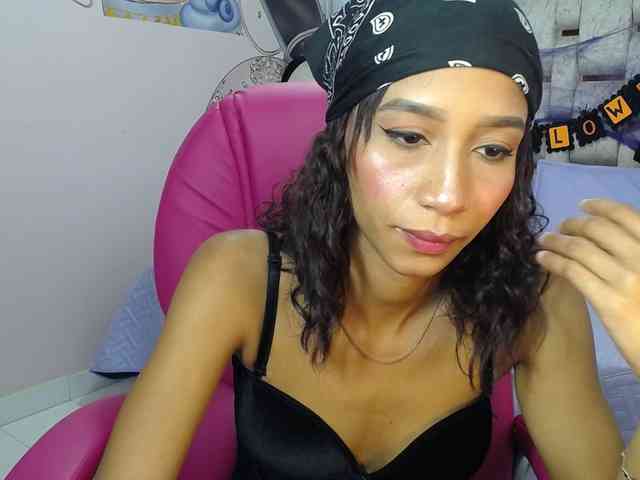 paulina-evans webcam