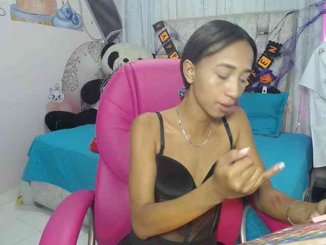 paulina-evans webcam