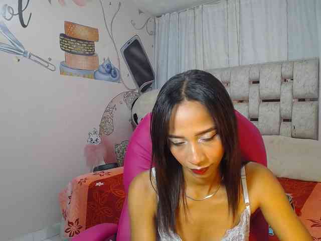 paulina-evans webcam