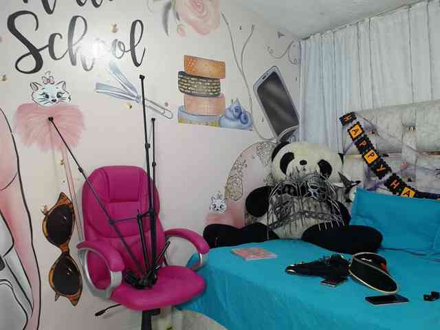 paulina-evans webcam