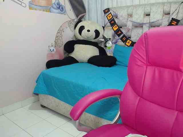 paulina-evans webcam