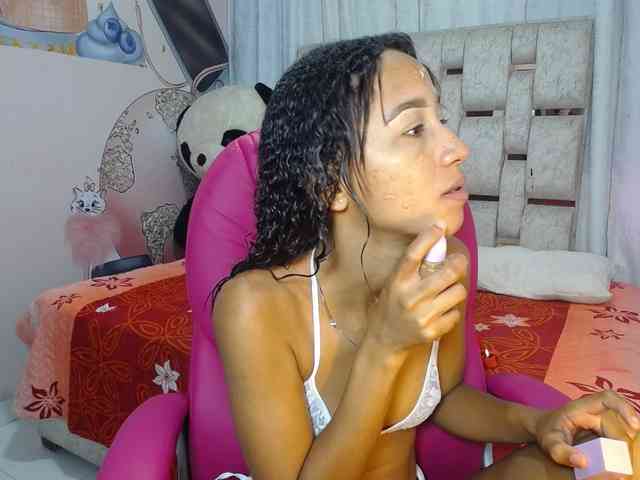 paulina-evans webcam