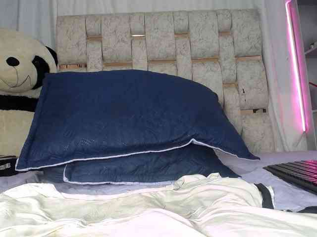 paulina-evans webcam